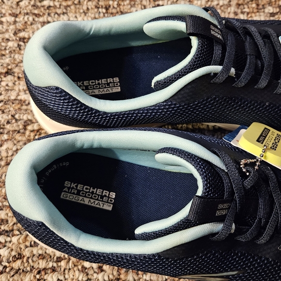 New with box Sketchers Go Walk Joy Light Motion in Aqua/Navy - Picture 4 of 6